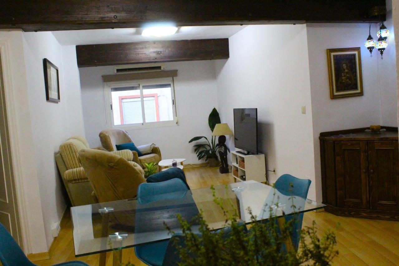 Al Pie Del Camarin Con Parking Gratis Apartment Jaen Exterior photo