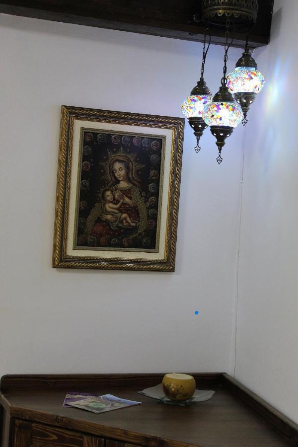 Al Pie Del Camarin Con Parking Gratis Apartment Jaen Exterior photo
