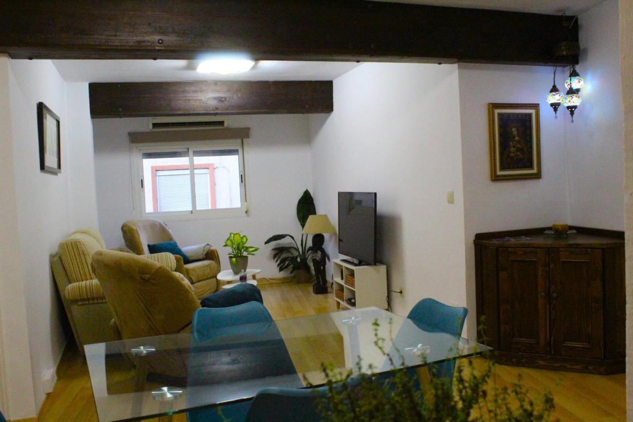 Al Pie Del Camarin Con Parking Gratis Apartment Jaen Exterior photo